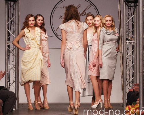 Maria Nitsevich. Desfile de BFC — ...mit liebe zu Wien!