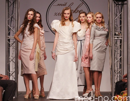 Maria Nitsevich. Desfile de BFC — ...mit liebe zu Wien!