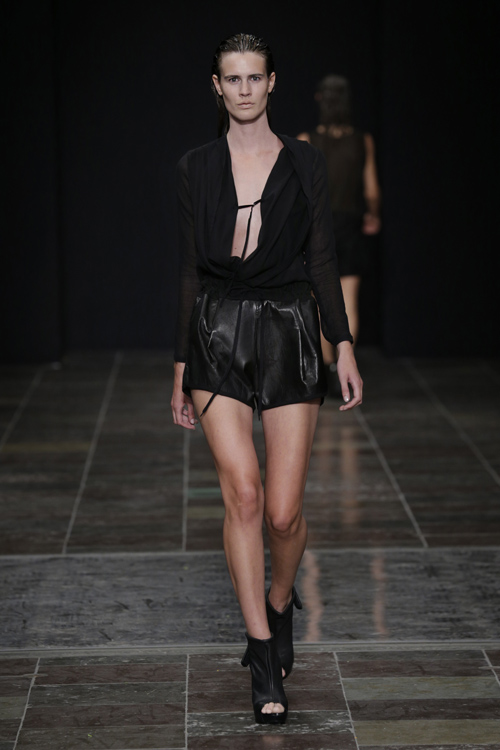 Pokaz Jean//phillip — Copenhagen Fashion Week SS14 (ubrania i obraz: szorty czarne)