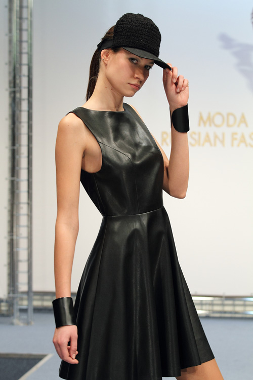 Итоги 33-го конкурса молодых дизайнеров "Экзерсис" (наряды и образы: чёрное кожаное платье)