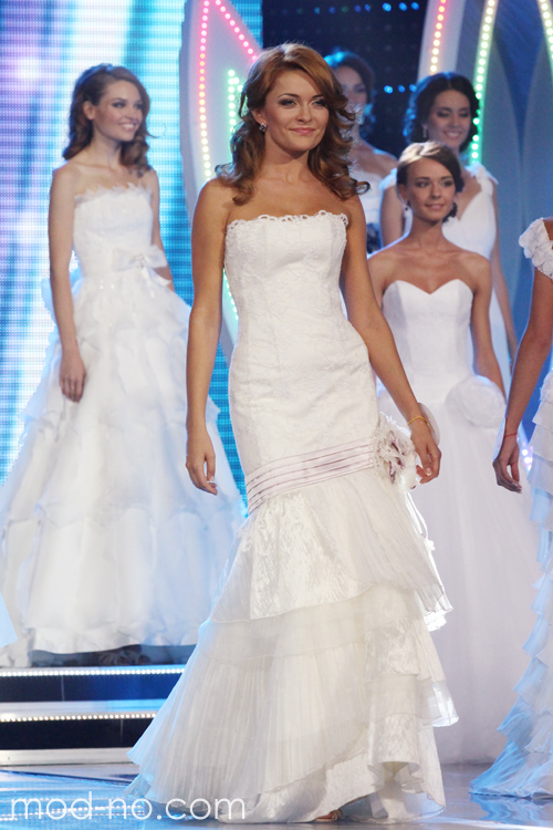 TOP-15. Finał — Miss Mińska 2013. Część 1 (ubrania i obraz: suknia ślubna biała)