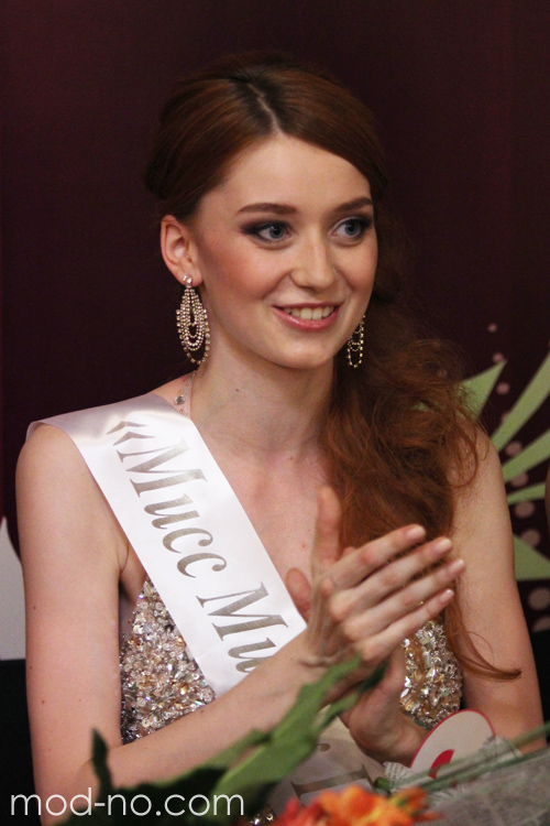 Wieranika Kasperawa. TOP-15. Finał — Miss Mińska 2013. Część 1
