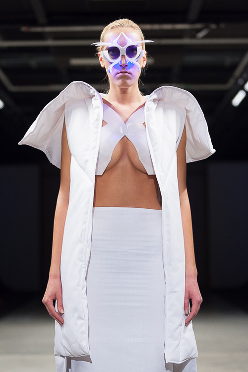 Modenschau von Janis Sne — Riga Fashion Week SS14