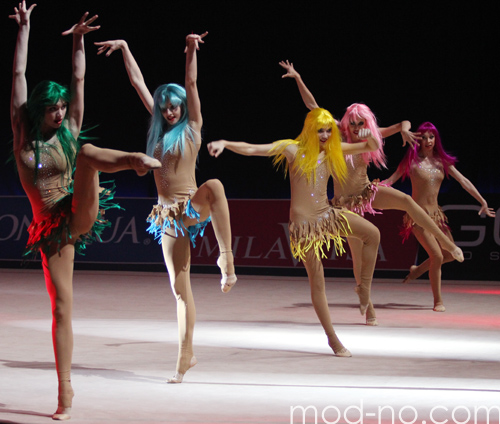 национальная сборная России по художественной гимнастике (в групповых упражнениях) - "Ночь на диско-горе. Шоу звёзд художественной гимнастики — Этап Кубка мира 2013