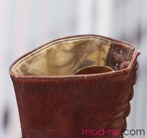 полусапожки со шнуровкой: подкладка из цветной ткани. Покупка 1930 года. Полусапожки со шнуровкой