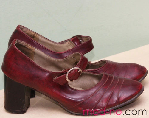 Модная обувь советских женщин в 70-е годы прошлого века