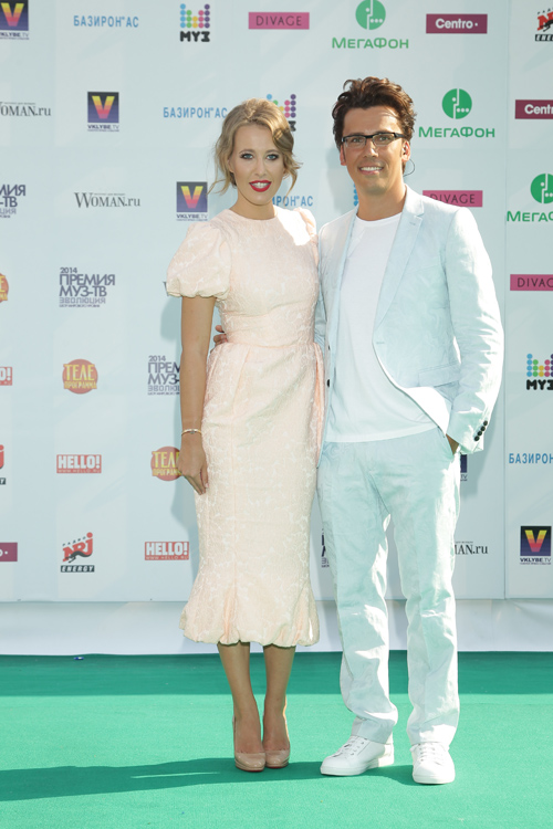 Ksenia Sobchak y Max Galkin. Premio Muz-TV 2014. Evolución. Parte 1