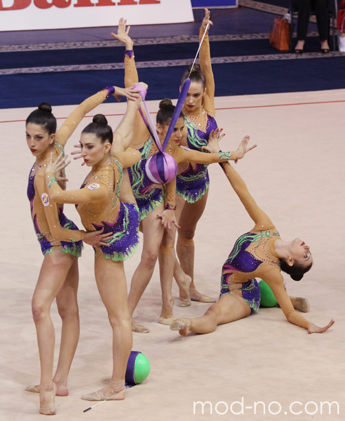 Übung mit den Keulen. Spanien — Weltcup 2014