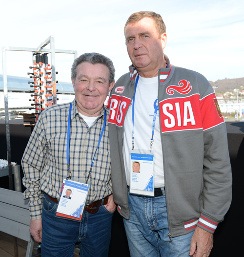 (слева направо) Вячеслав Веденин и Николай Зимятов. Фотофакт: звёзды советского спорта в Сочи