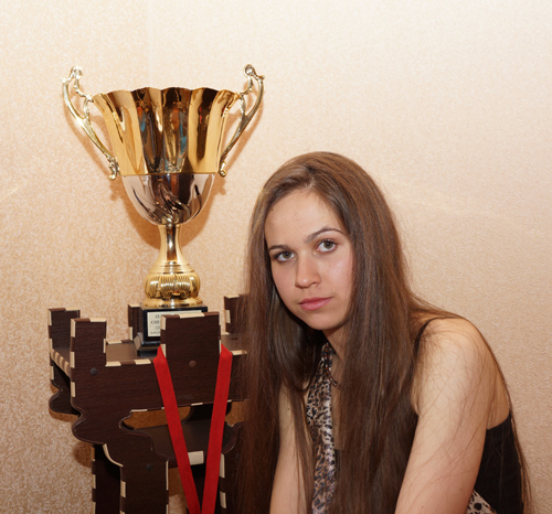 Анастасия Зезюлькина. Именно шахматистки лучше всех следят за своими фигурами