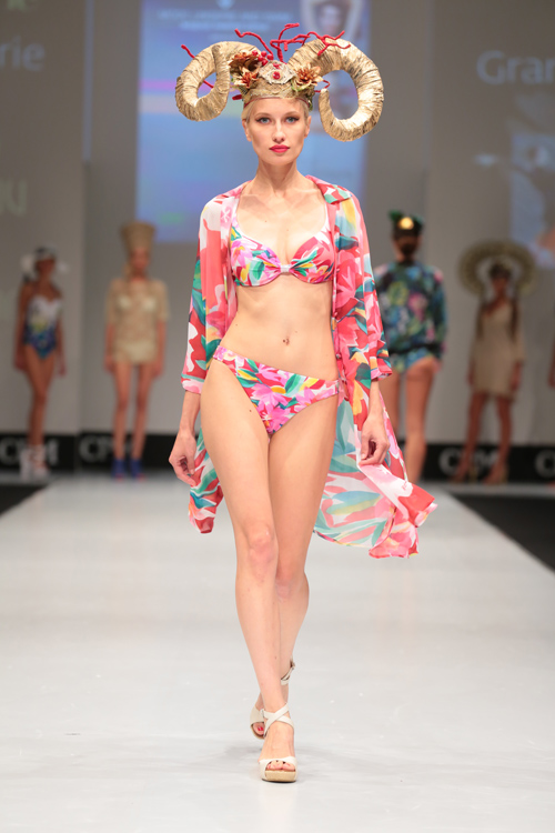 Grand Defile Lingerie show — CPM SS16 (looks: multicolored swimsuit)
